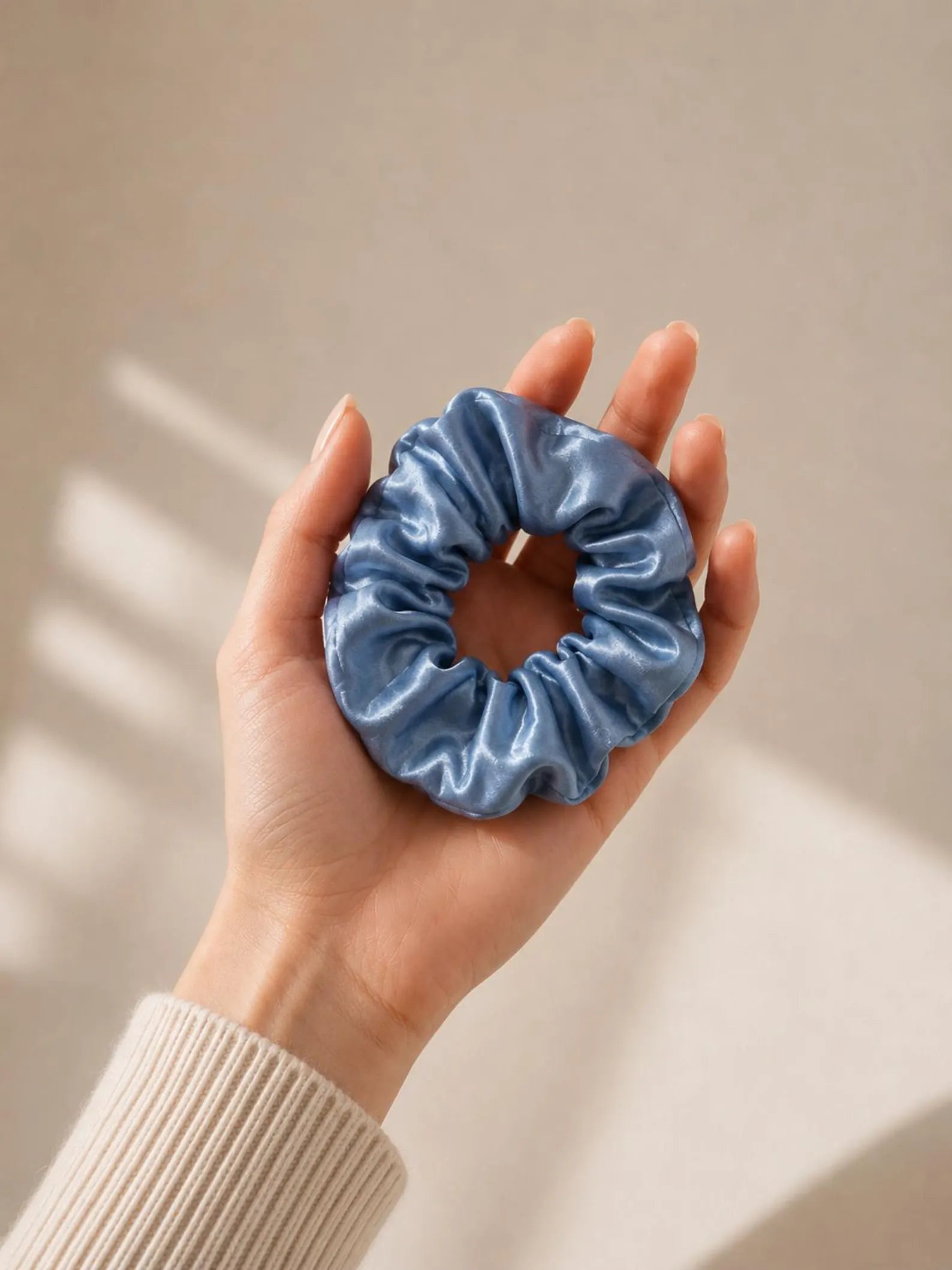 Blue Breeze – Mulberry Silk Scrunchie